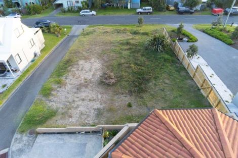 Photo of property in 124a Ocean Beach Road, Tairua, 3508