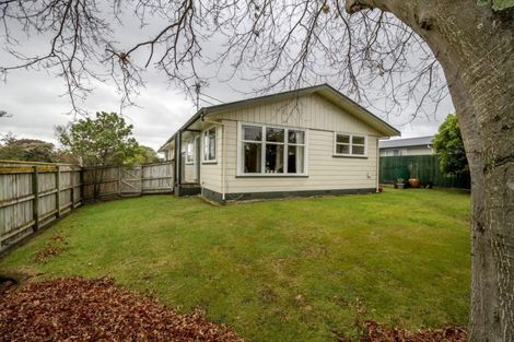 Photo of property in 2 Lockhart Avenue, Milson, Palmerston North, 4414