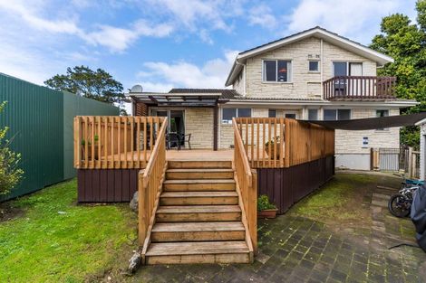Photo of property in 24 Hyperion Drive, Randwick Park, Auckland, 2105