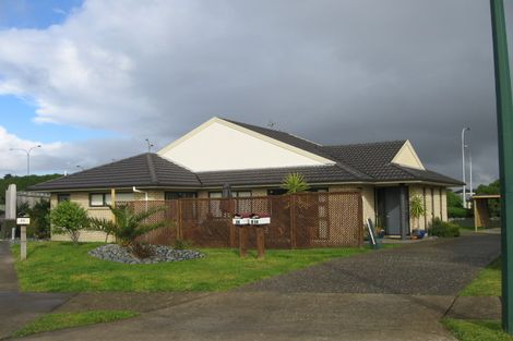 Photo of property in 28 Caragh Place, East Tamaki, Auckland, 2016