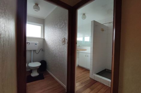 Photo of property in 77 Triangle Road, Massey, Auckland, 0614