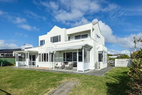 Photo of property in 7 Charles Street, Westshore, Napier, 4110