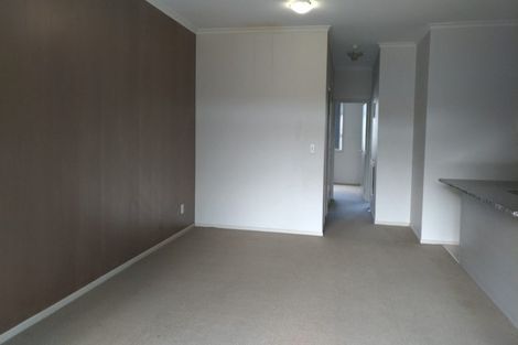 Photo of property in 21/11 Carlos Drive, Flat Bush, Auckland, 2016
