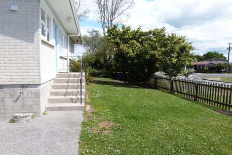 Photo of property in 1/29 Manuka Road, Bayview, Auckland, 0629