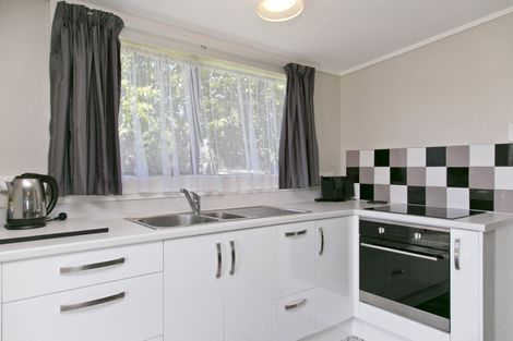 Photo of property in 17 Waitahanui Avenue, Taupo, 3330