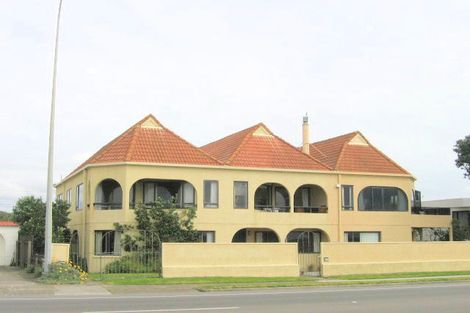 Photo of property in 207c Marine Parade, Mount Maunganui, 3116