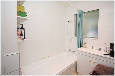 Photo of property in 18a Vogel Street, Levin, 5510