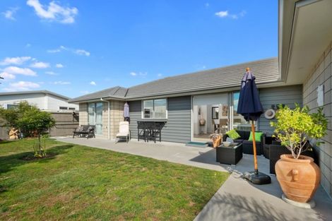 Photo of property in 3 Kamahi Crescent, Papamoa Beach, Papamoa, 3118