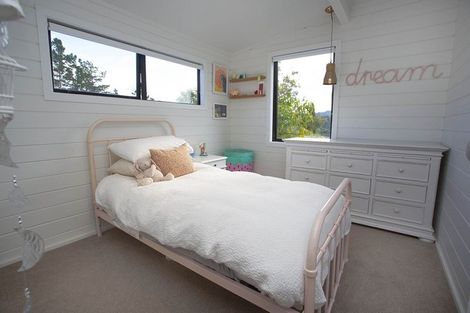 Photo of property in 130 Tirohanga Drive, Whangamata, 3620