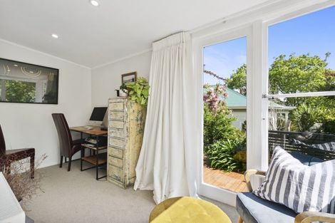 Photo of property in 18 Ottawa Road, Ngaio, Wellington, 6035