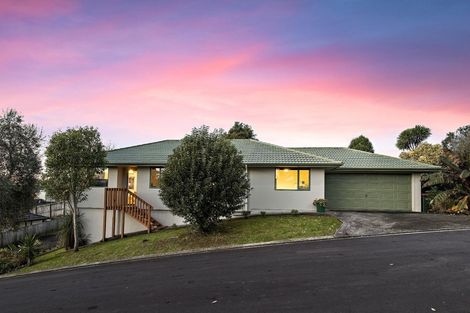 Photo of property in 5 Xena Way, Henderson, Auckland, 0612