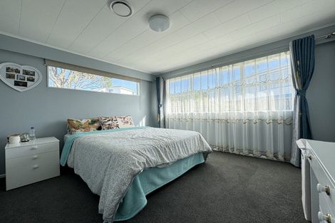 Photo of property in 8 Erris Street, Johnsonville, Wellington, 6037