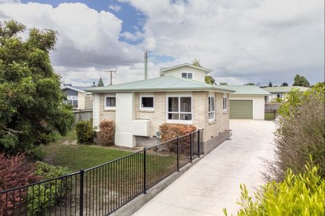 Photo of property in 8 Wilder Street, Waipukurau, 4200
