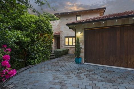 Photo of property in 30 Makora Street, Fendalton, Christchurch, 8041