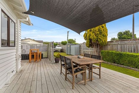Photo of property in 2 Fromont Street, Whanganui East, Whanganui, 4500