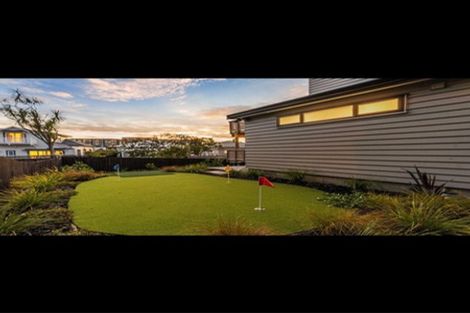 Photo of property in 102 Bassett Road, Remuera, Auckland, 1050