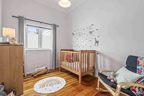 Photo of property in 1/20 Corrella Road, Belmont, Auckland, 0622