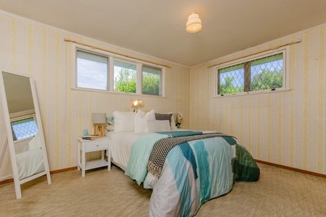 Photo of property in 25 Sullivan Avenue, Mangere Bridge, Auckland, 2022