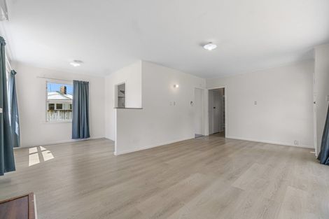 Photo of property in 18 Brocas Avenue, Hillcrest, Hamilton, 3216