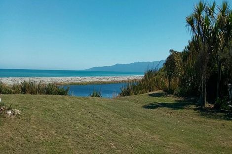 Photo of property in 5 Bluecliffs Beach Road, Papatotara, Tuatapere, 9691