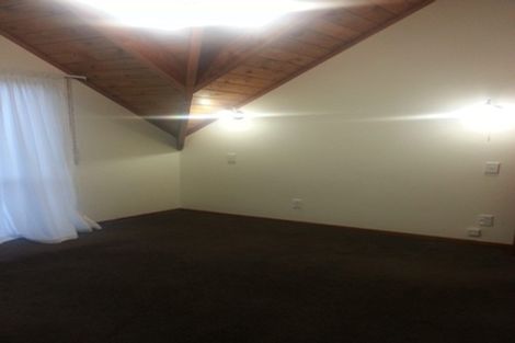 Photo of property in 64b Pleasant Road, Glen Eden, Auckland, 0602