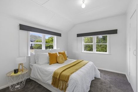 Photo of property in 1/87 Cambridge Terrace, Waterloo, Lower Hutt, 5011