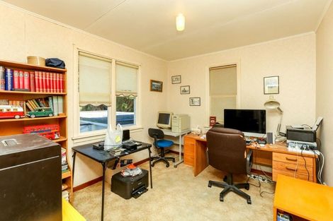 Photo of property in 21 Havelock Place, Blagdon, New Plymouth, 4310