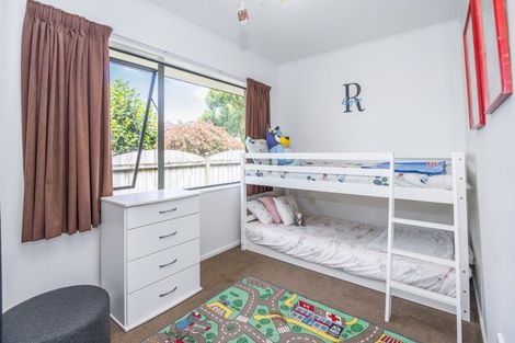 Photo of property in 27 Halcione Close, Flagstaff, Hamilton, 3210