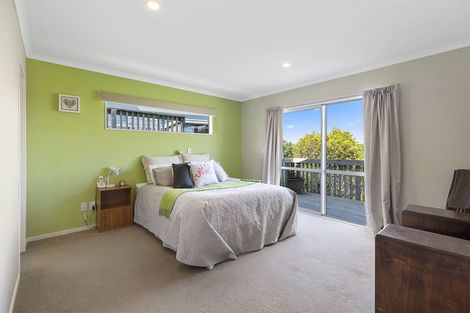 Photo of property in 4 Corlett Road, Plimmerton, Porirua, 5026
