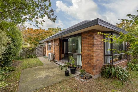 Photo of property in 2/37 Jennifer Street, Bryndwr, Christchurch, 8053