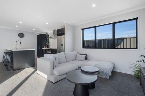 Photo of property in 35 Sentinel Avenue, Omokoroa, 3114