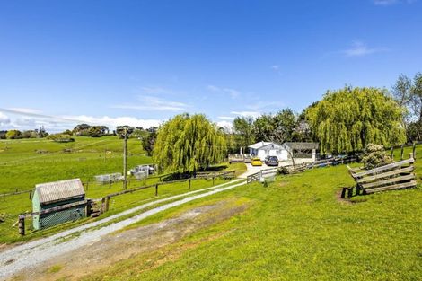 Photo of property in 141 Karioitahi Road, Waiuku, 2683