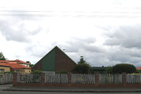 Photo of property in 1/28 Oakley Avenue, Waterview, Auckland, 1026