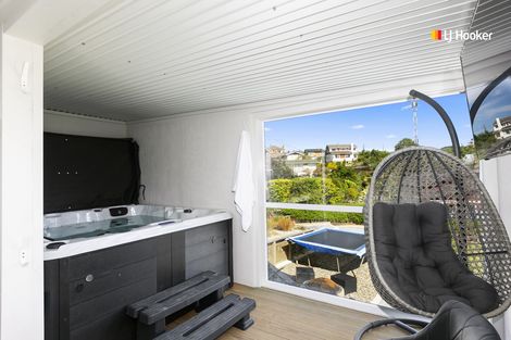 Photo of property in 132 Larnach Road, Waverley, Dunedin, 9013