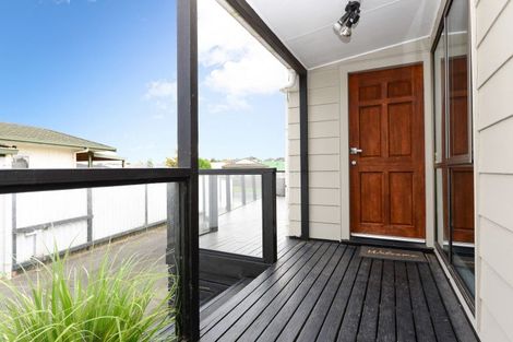 Photo of property in 3 Jasmine Avenue, Dinsdale, Hamilton, 3204