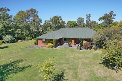 Photo of property in 2 Woodfield Place, Woodend, 7610