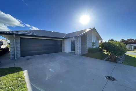 Photo of property in 54 Ruba Way, Ohauiti, Tauranga, 3112