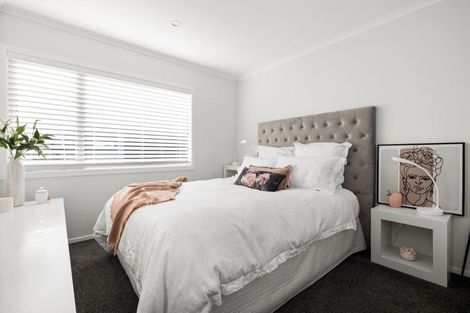 Photo of property in 25 Muricata Avenue, Mount Maunganui, 3116