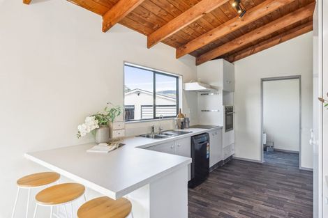 Photo of property in 50 Langdale Avenue, Paraparaumu, 5032