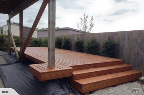 Photo of property in 557c Glenfield Road, Glenfield, Auckland, 0629