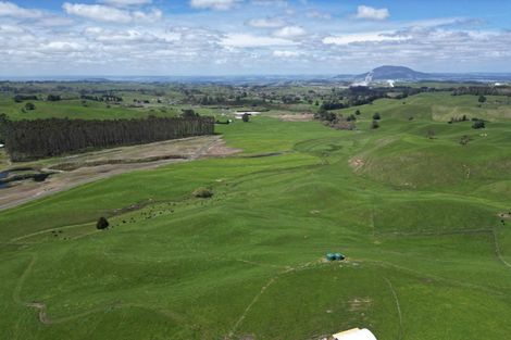 Photo of property in 140 Tuhingamata Road, Oruanui, Taupo, 3384