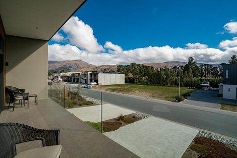 Photo of property in 11 Silverstone Drive, Cromwell, 9384