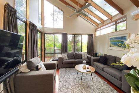 Photo of property in 31 York Road, Titirangi, Auckland, 0604