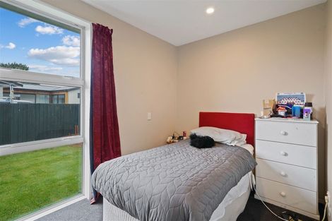 Photo of property in 78 Farquhars Road, Redwood, Christchurch, 8051