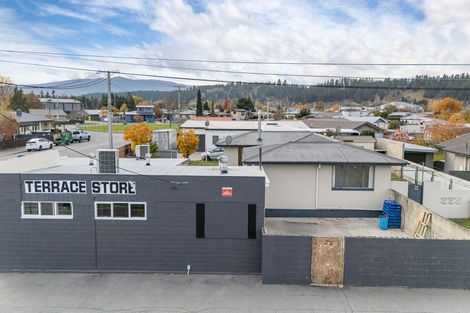 Photo of property in Terrace Stores, 29 Royal Terrace, Alexandra, 9320