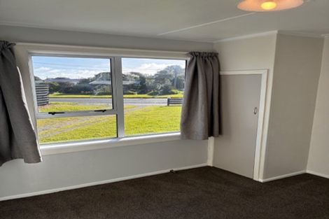 Photo of property in 38b Rangiora Street, Castlecliff, Whanganui, 4501