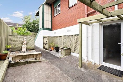 Photo of property in 3/2 Ngaio Street, Takapuna, Auckland, 0622