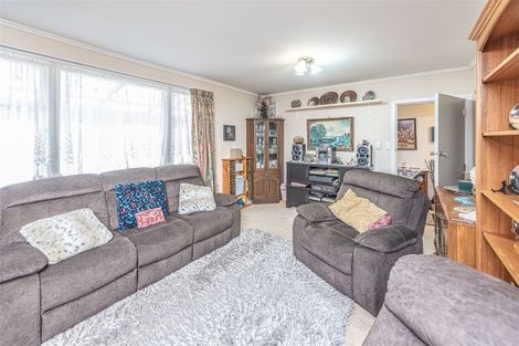 Photo of property in 87 Manuka Street, Castlecliff, Whanganui, 4501