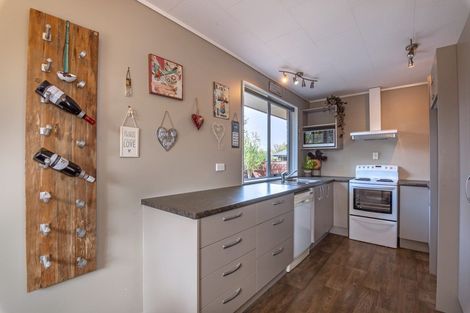 Photo of property in 11 Shelley Street, Rolleston, 7614