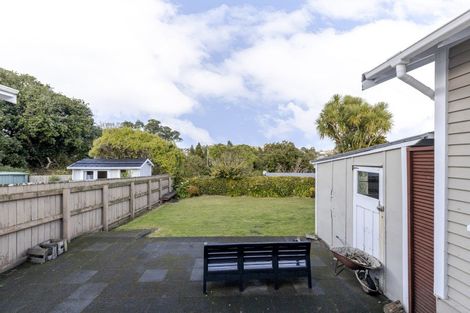 Photo of property in 14 Ngaio Street, Strandon, New Plymouth, 4312
